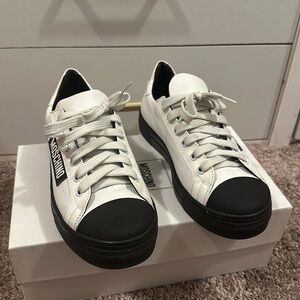 Moschino Sneakers